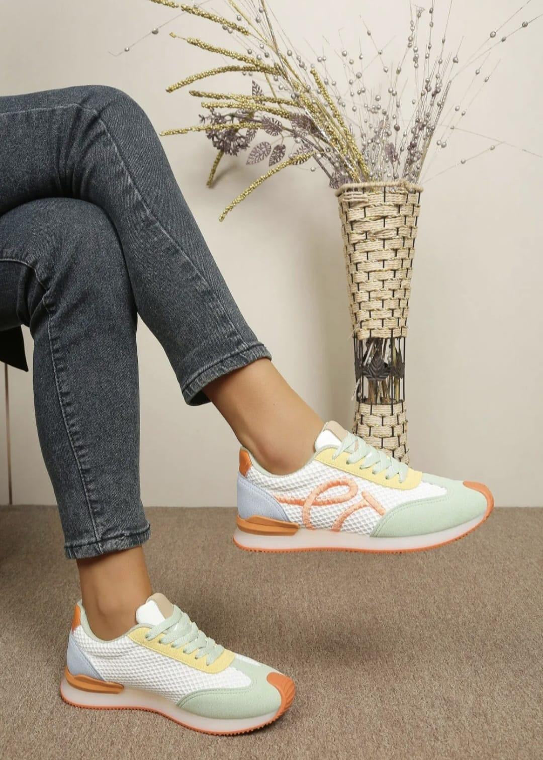 Multicolour Trainer