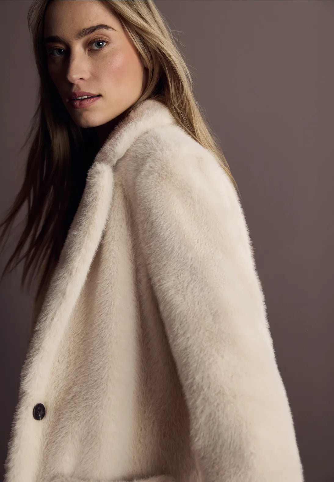 Faux Fur Revers Coat  - pastel sand                    101312