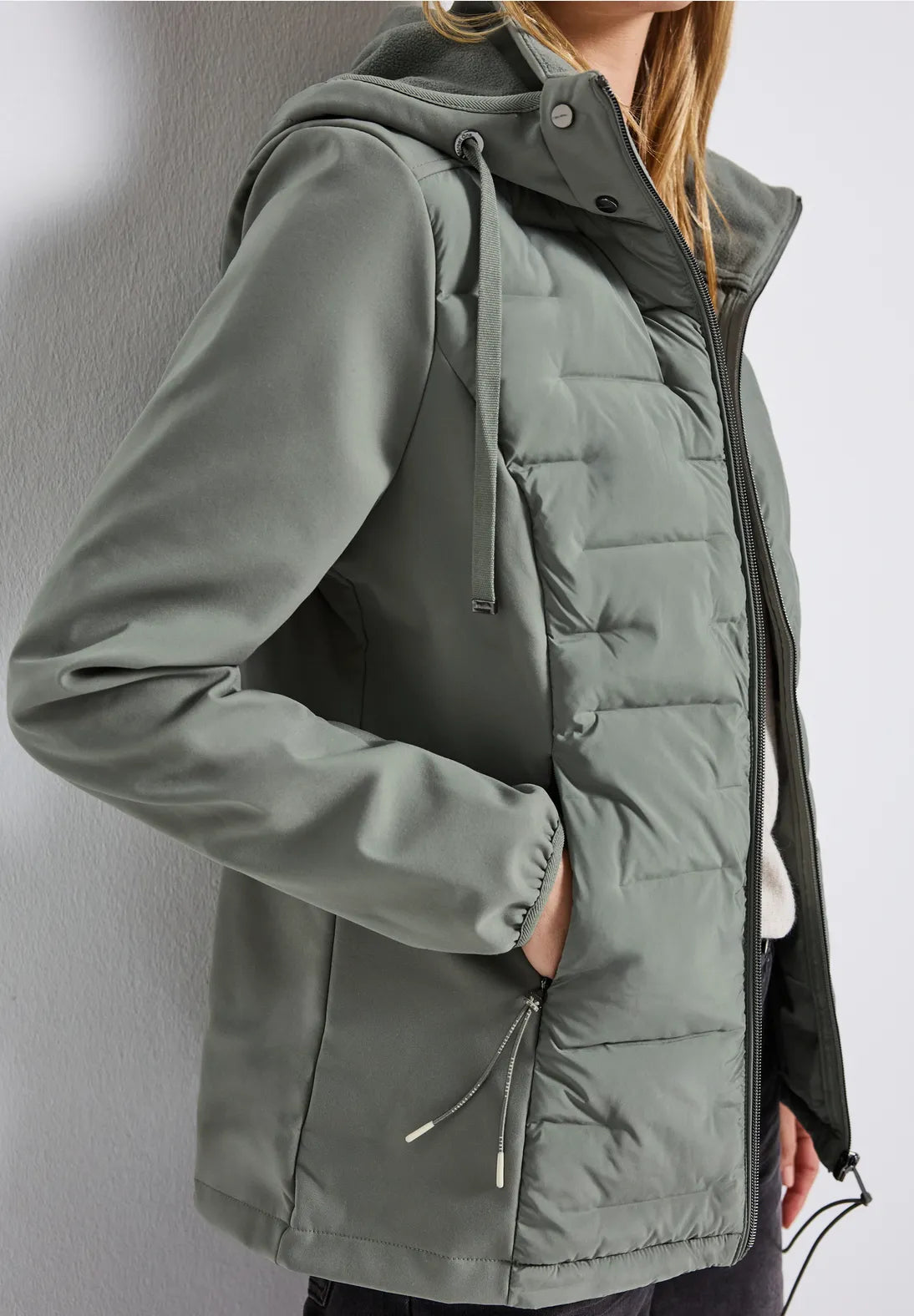 Short Softshell Jacket - Fresh Sage                    202108