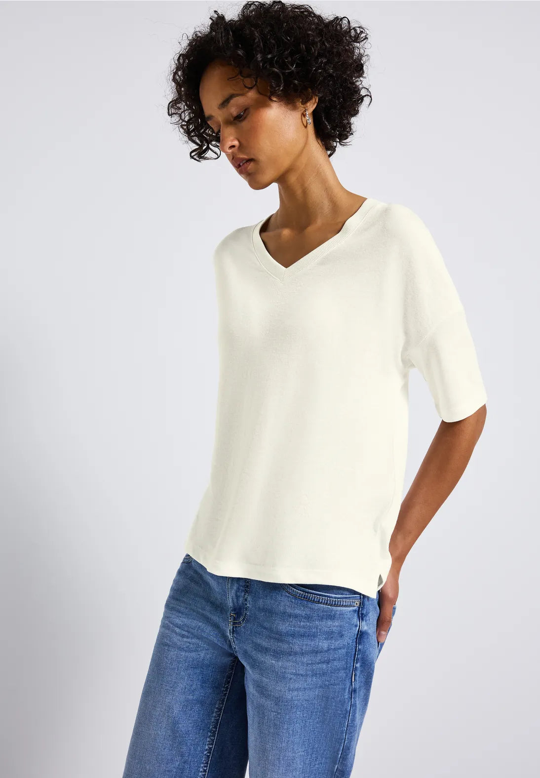 Knit look v-neck - off white                     323870