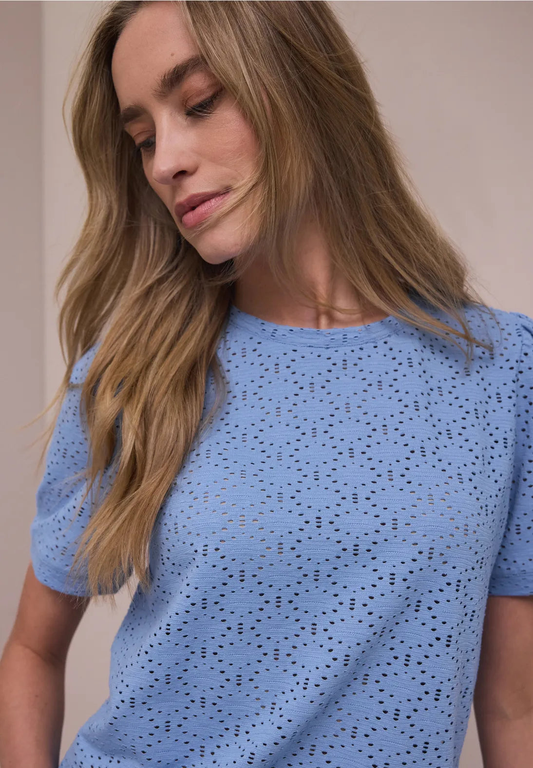 Puff Sleeve Lace Top - drift blue                     325071