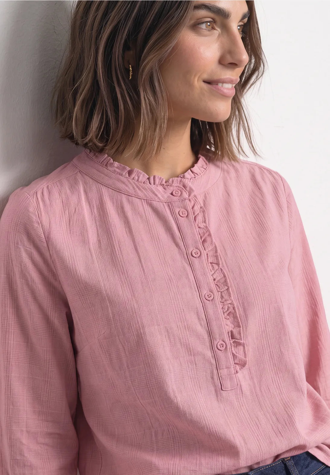 Corduroy blouse w ruffle detail - vintage blush                  346864