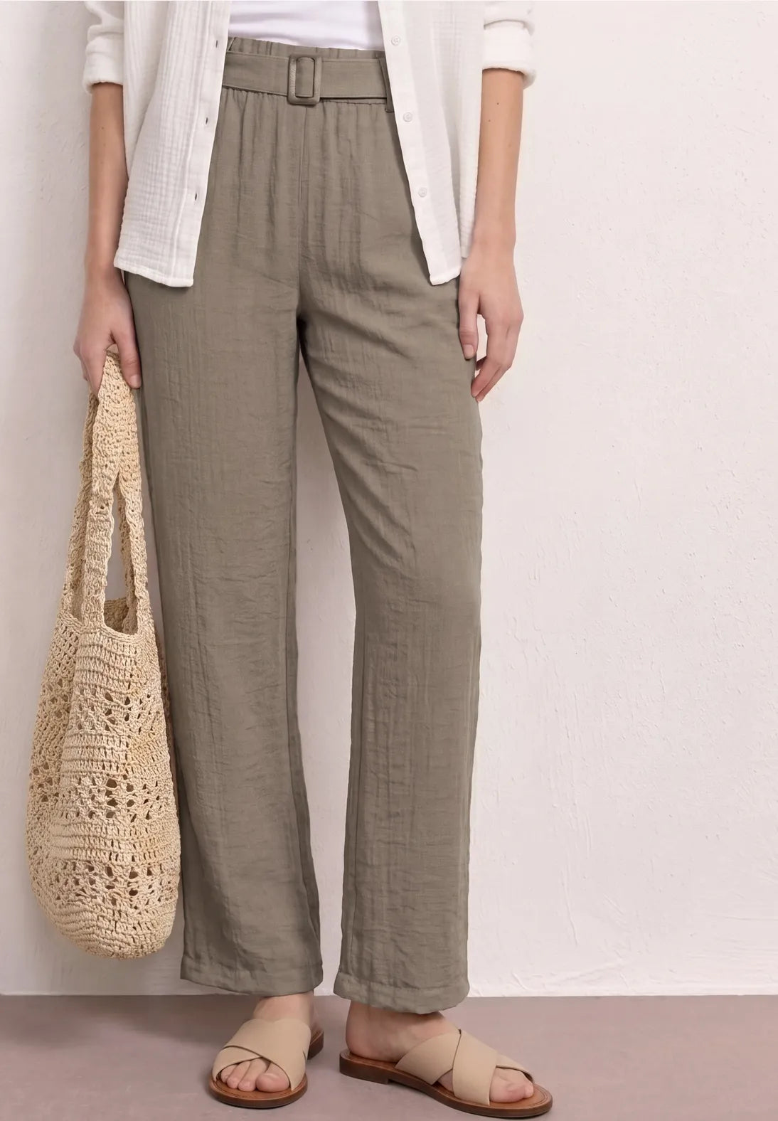 Wide Leg Trs with Belt  -  dark beige                     380977