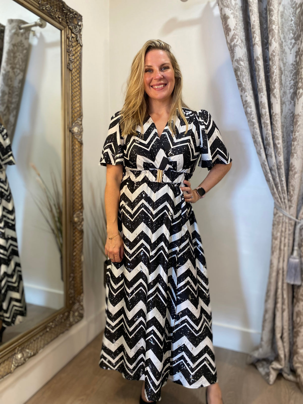 Black/White Dress
