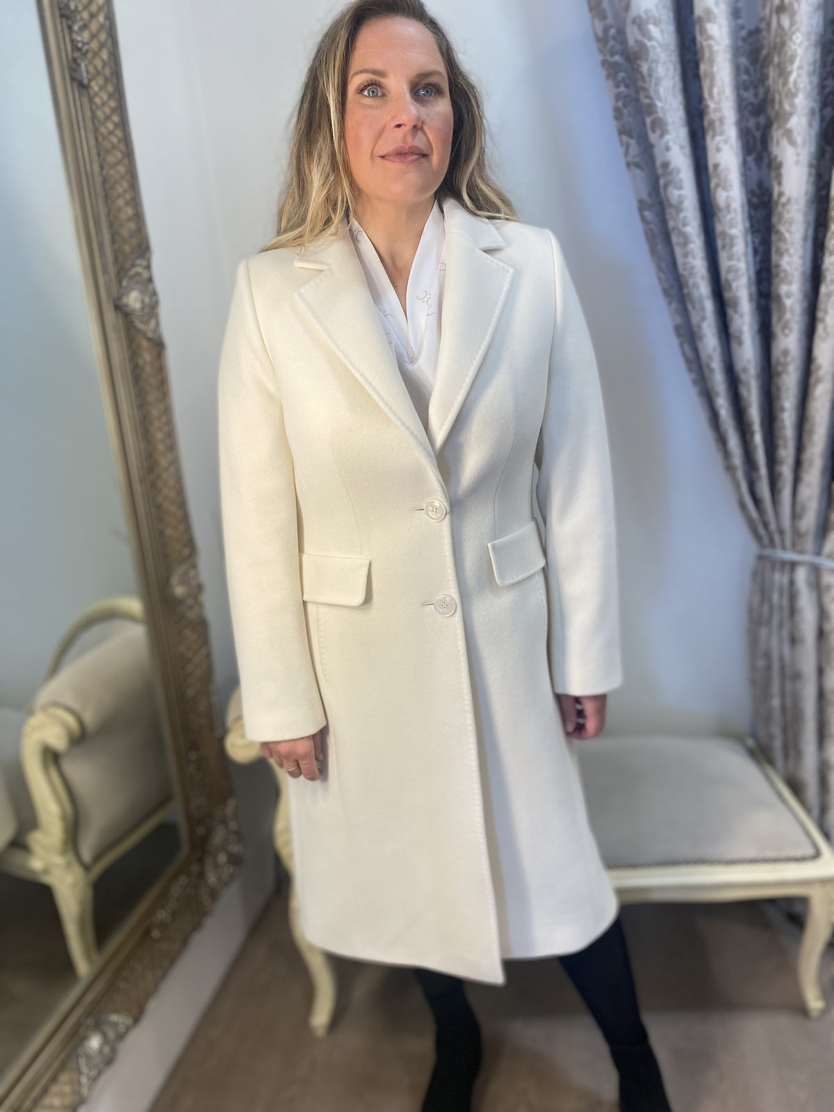 CHRISTINA FELIX Wool/Cashmere Fitted Coat - Winter/White