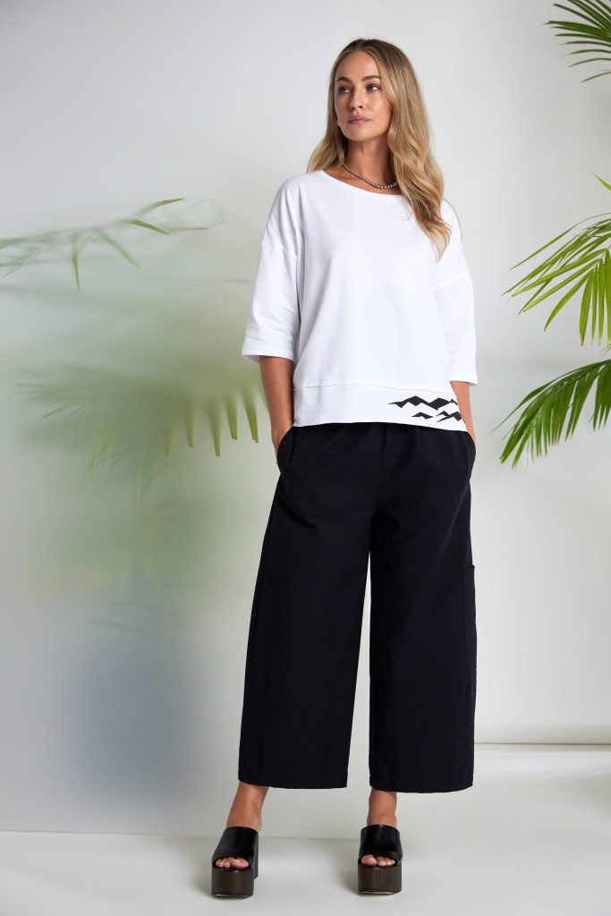 Baloon shape trouser with side pocket Black  NAS26260