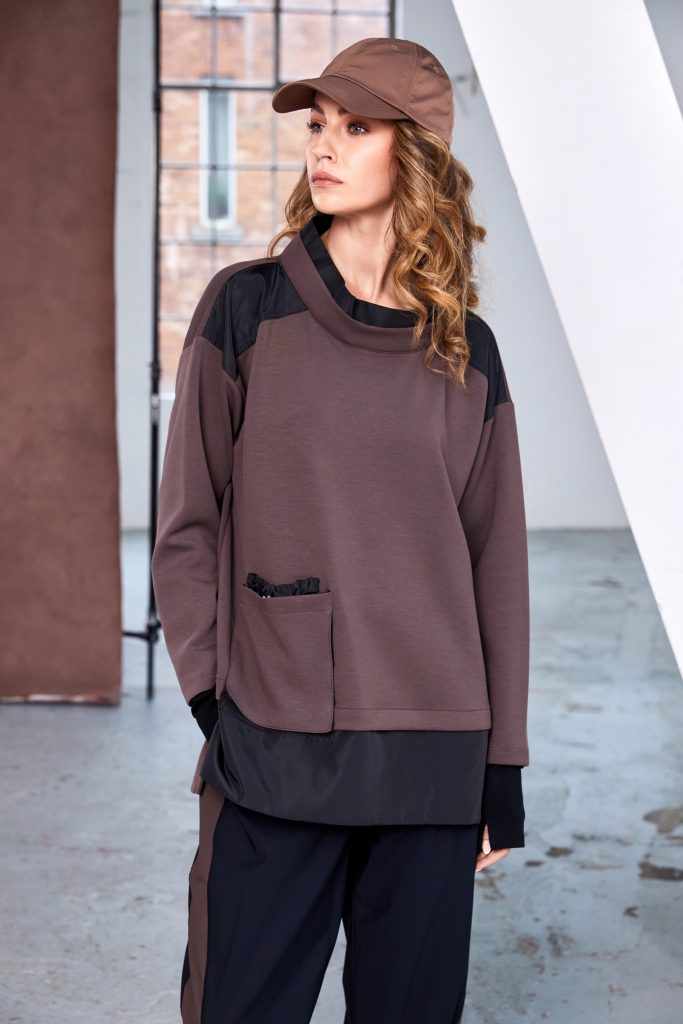 Soft sweatshirt with contrast at shoulder and hem with pocket detail-Cocoa/Black