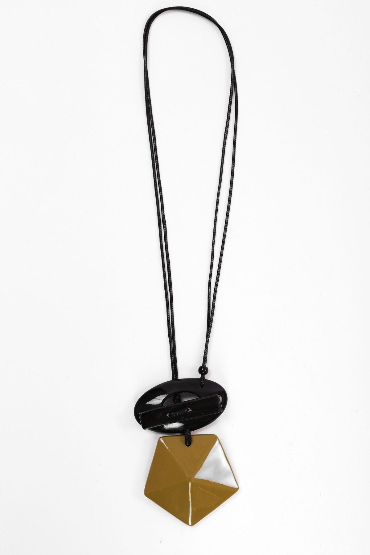 Shaped Stone Necklace With Circle And Bar Trim - Black/Avacado NAW26334