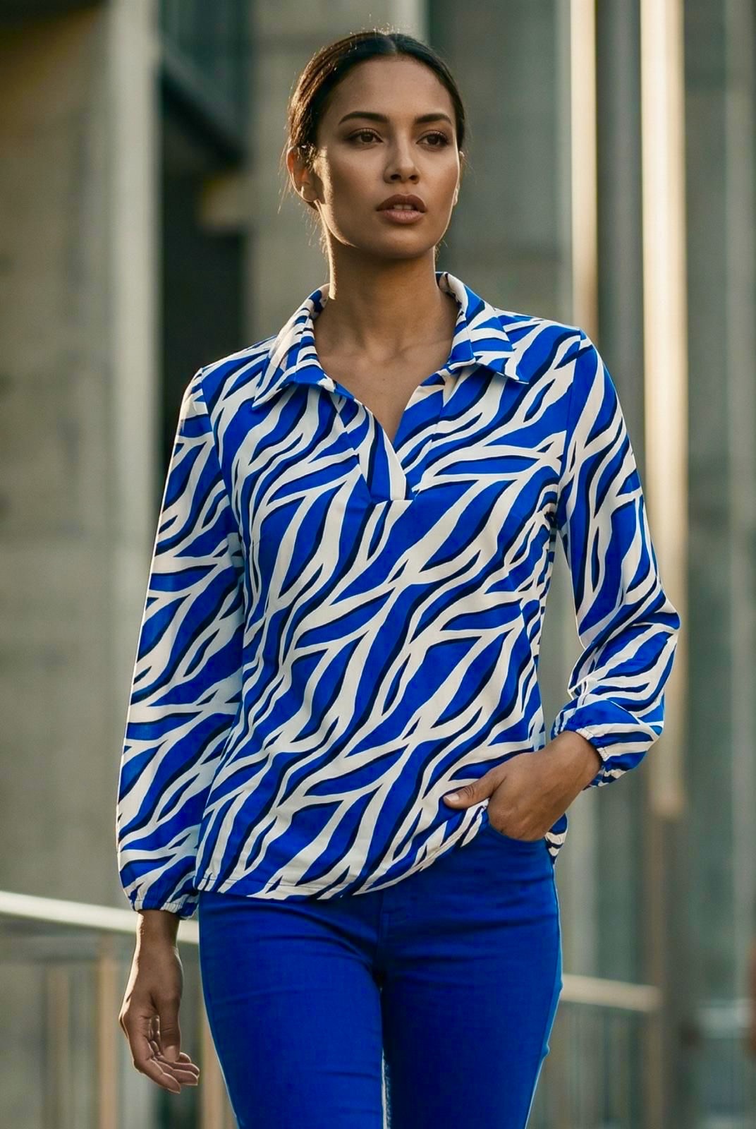 Collar Top - Blue/White