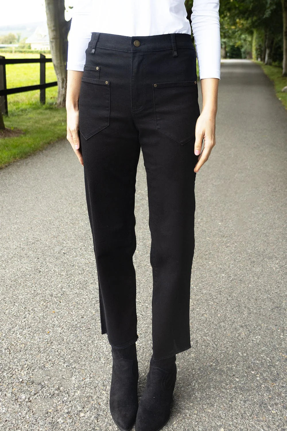 NO2MORO Nike Jean - Black